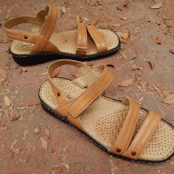 Joseph Siebel Leather Sandals - Picture 2 of 6